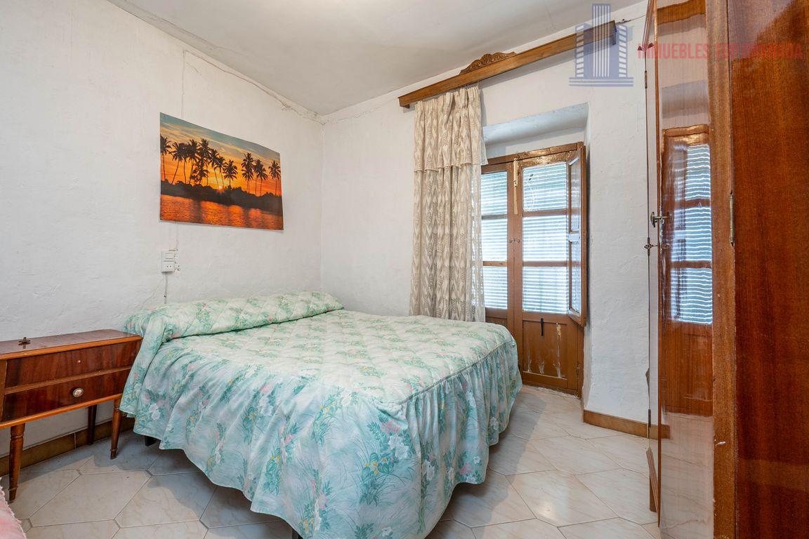 For sale of house in Cacín