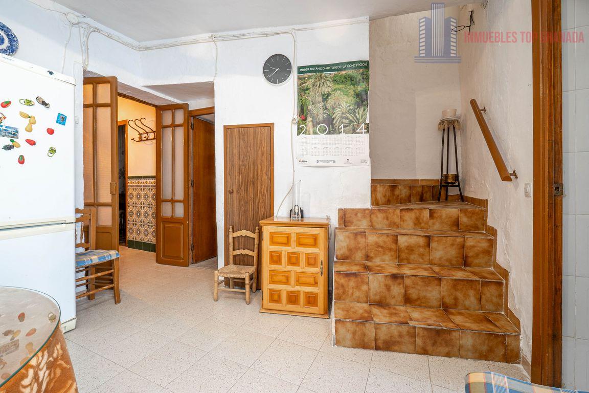 For sale of house in Cacín