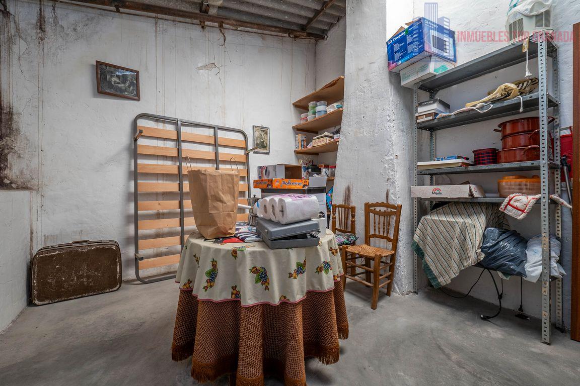 For sale of house in Cacín