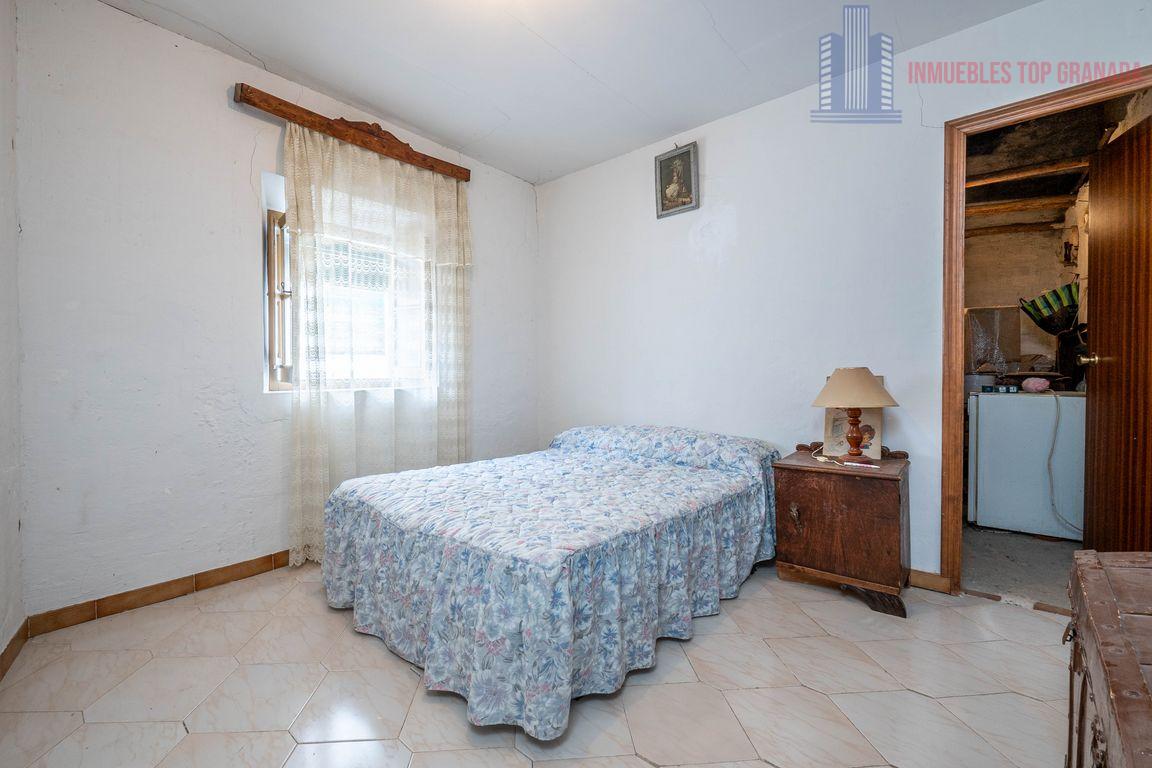 For sale of house in Cacín