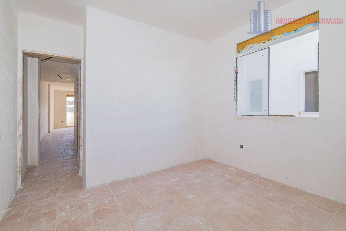 For sale of apartment in La Zubia