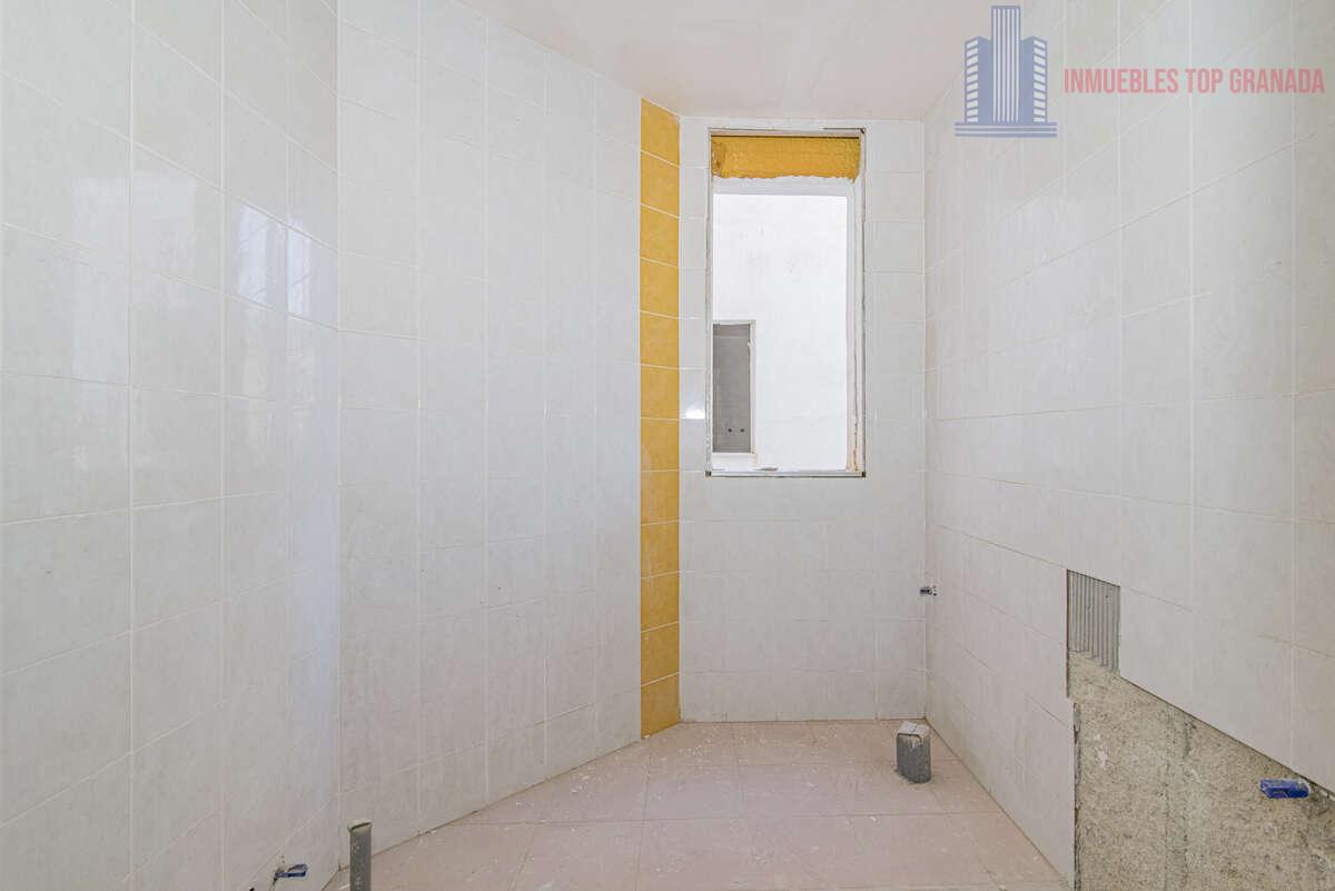 For sale of apartment in La Zubia