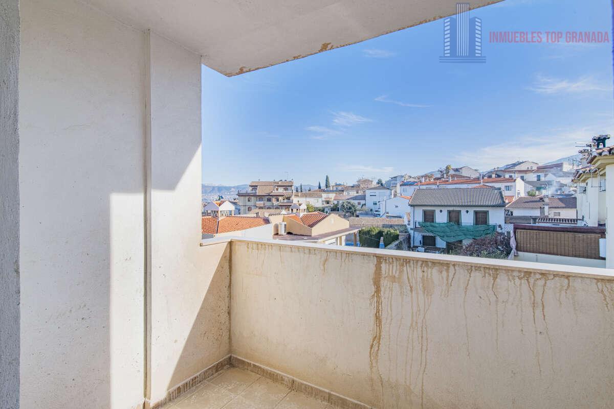 For sale of apartment in La Zubia
