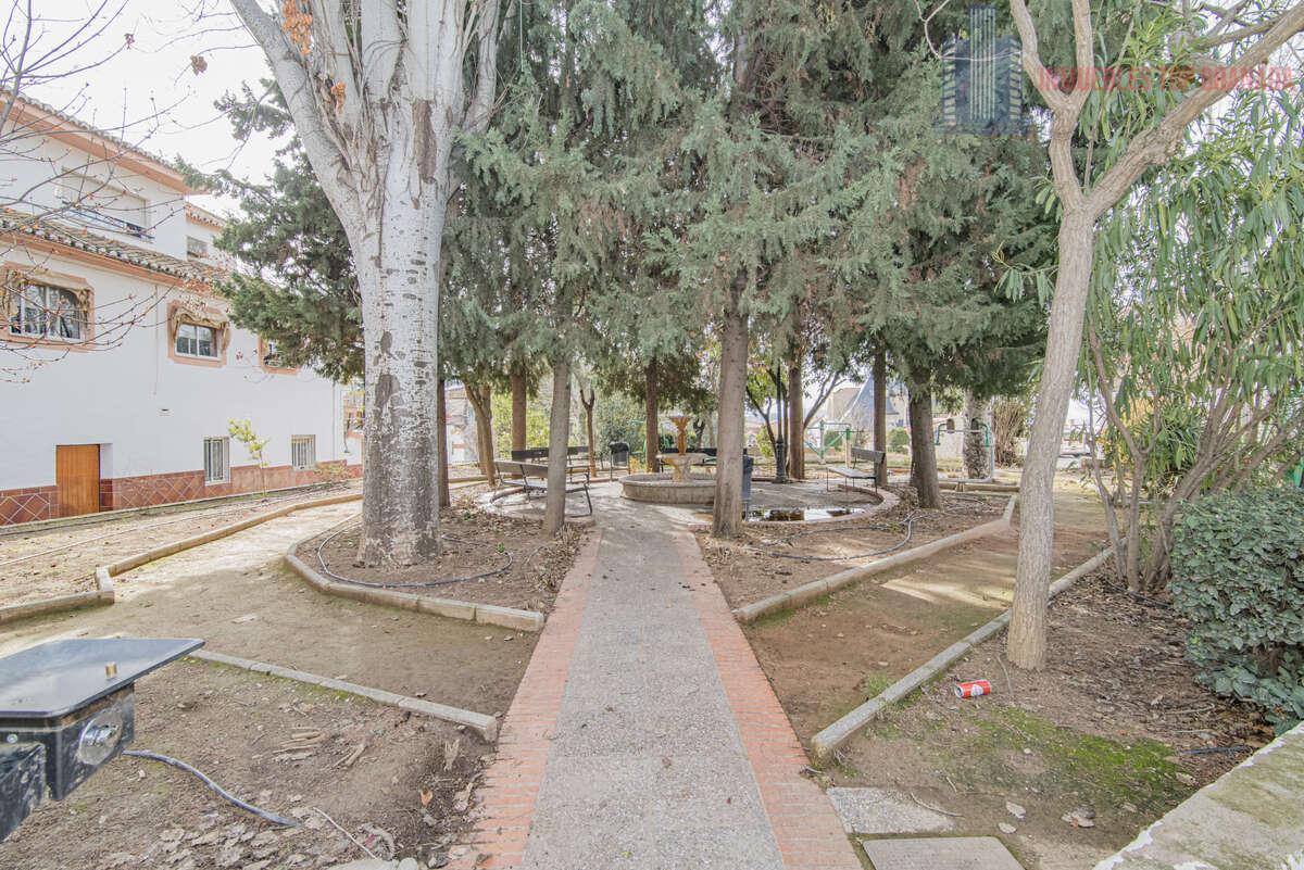 For sale of flat in Monachil