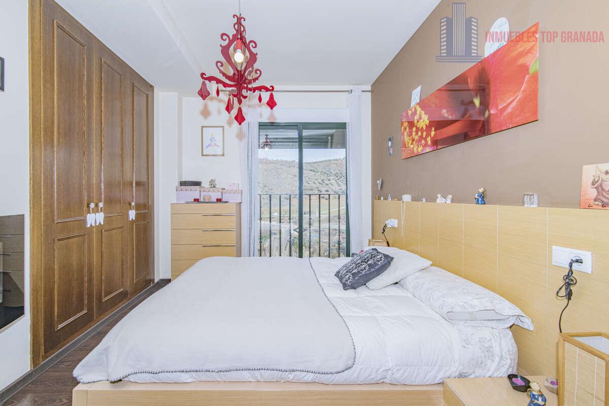 For sale of flat in Monachil