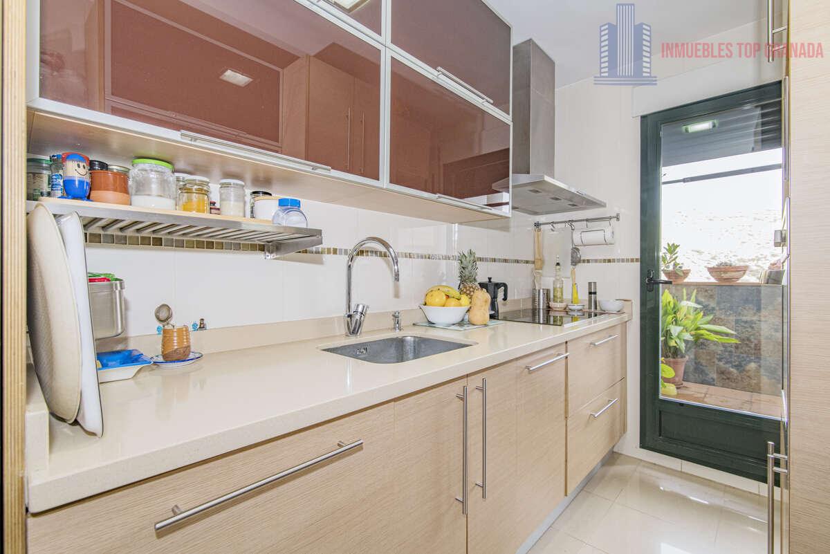 For sale of flat in Monachil