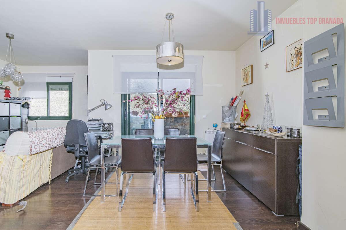 For sale of flat in Monachil