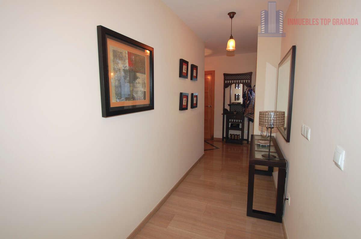 For sale of house in Granada