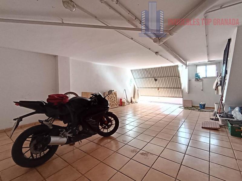 For sale of house in Chauchina