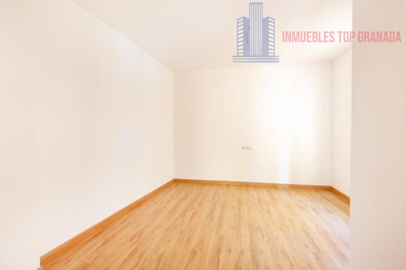 For sale of flat in Padul