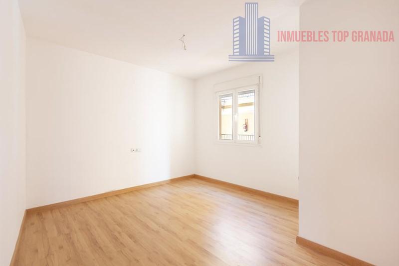 For sale of flat in Padul