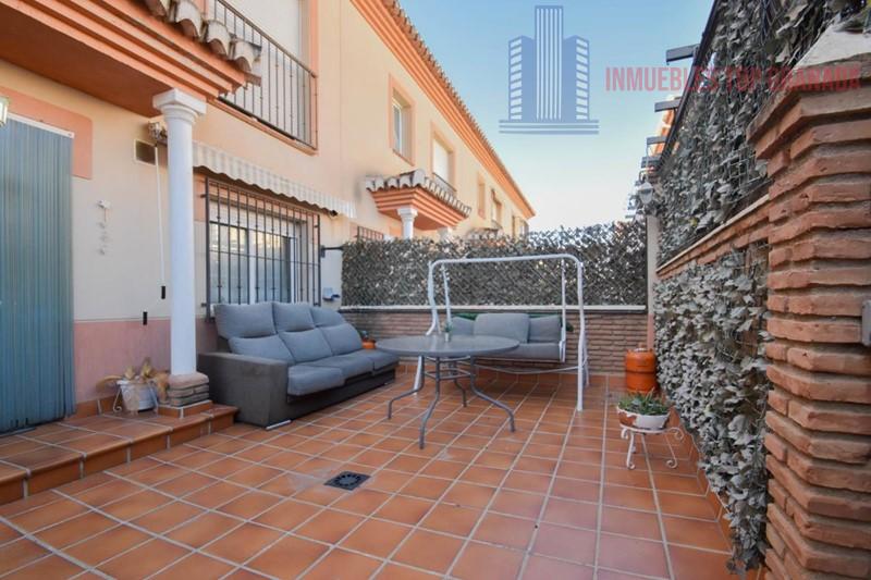 Venta de dúplex en Las Gabias