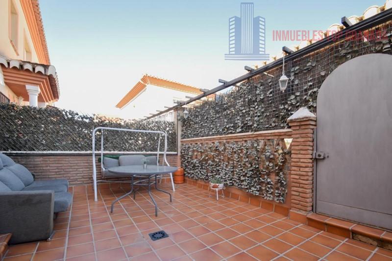Venta de dúplex en Las Gabias