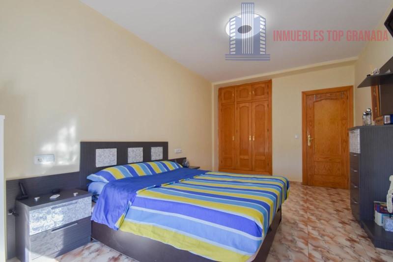Venta de dúplex en Las Gabias