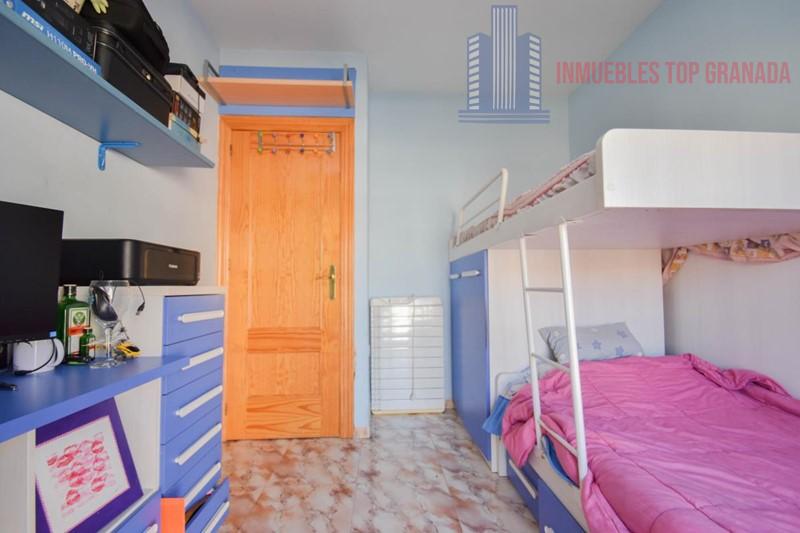 Venta de dúplex en Las Gabias