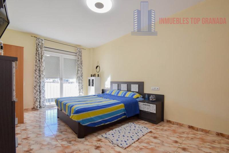Venta de dúplex en Las Gabias