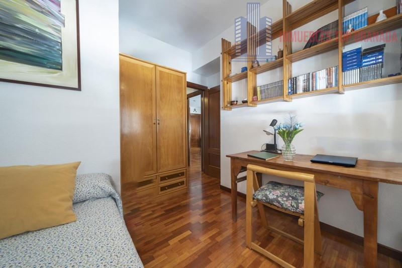 For sale of chalet in Granada