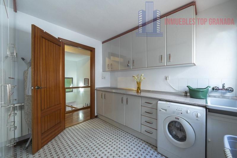 For sale of chalet in Granada