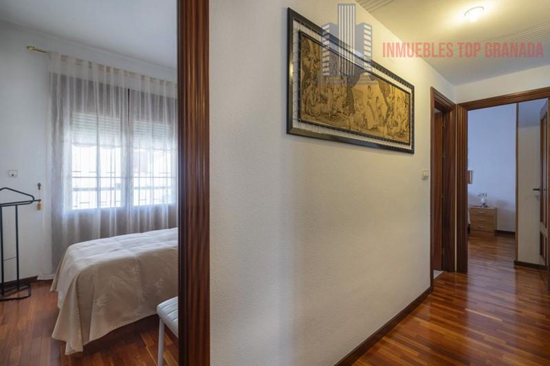 For sale of chalet in Granada