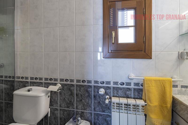 For sale of chalet in Granada