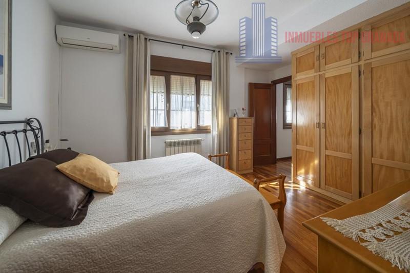 For sale of chalet in Granada