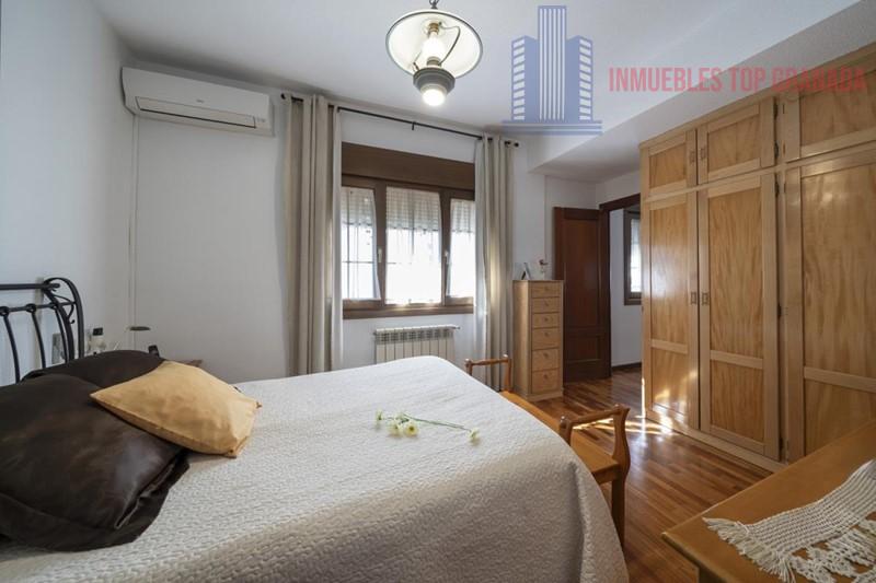 For sale of chalet in Granada