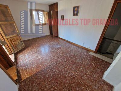 For sale of house in Ogíjares