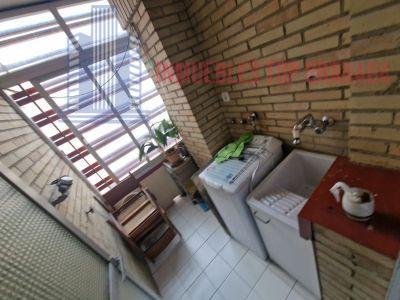 For sale of flat in Granada