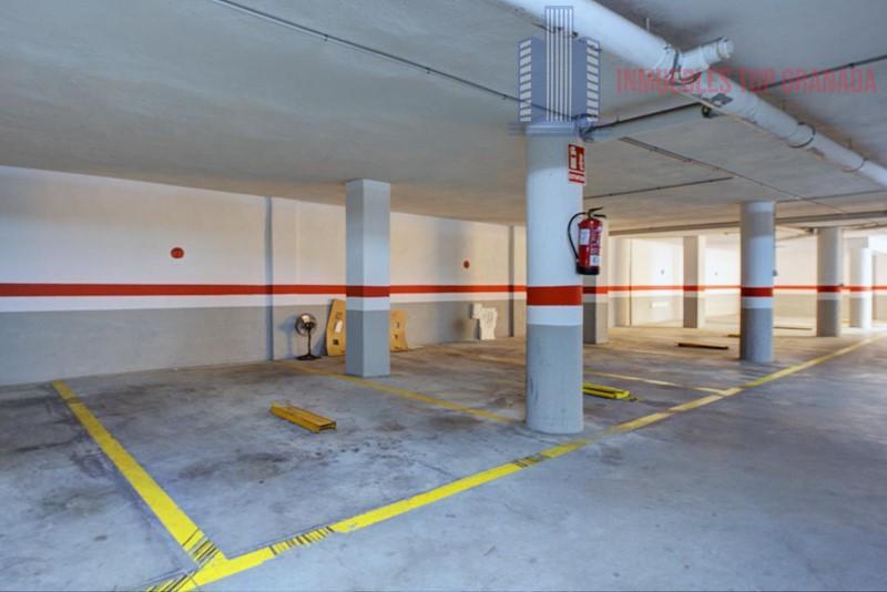 For sale of penthouse in Almuñécar