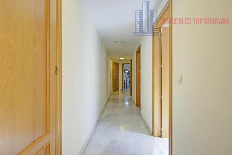 For sale of penthouse in Almuñécar
