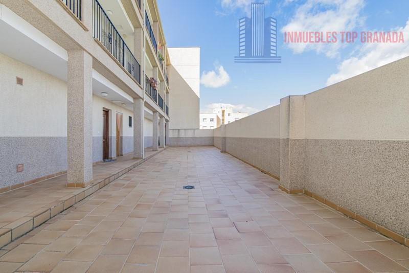 For sale of flat in Las Gabias