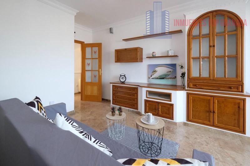 For sale of penthouse in Maracena