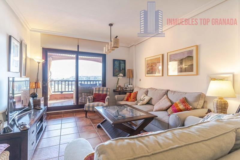 For sale of flat in Motril