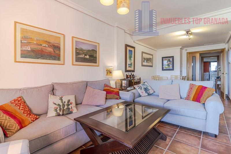 For sale of flat in Motril