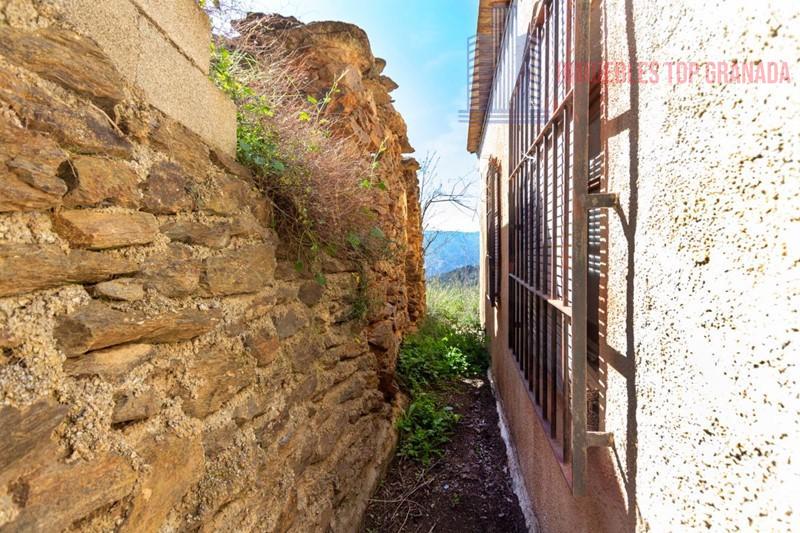 For sale of rural property in Lanjarón