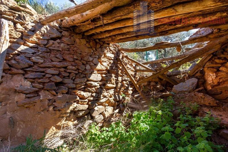 For sale of rural property in Lanjarón