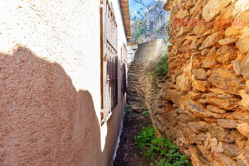 For sale of rural property in Lanjarón