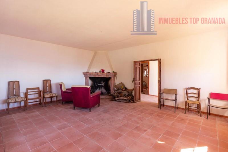 For sale of rural property in Lanjarón