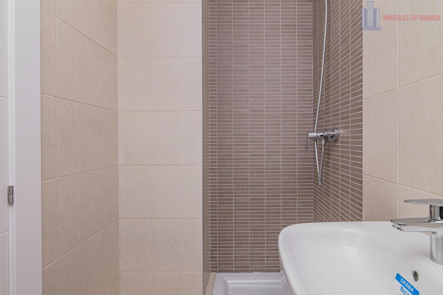 For sale of flat in Cijuela