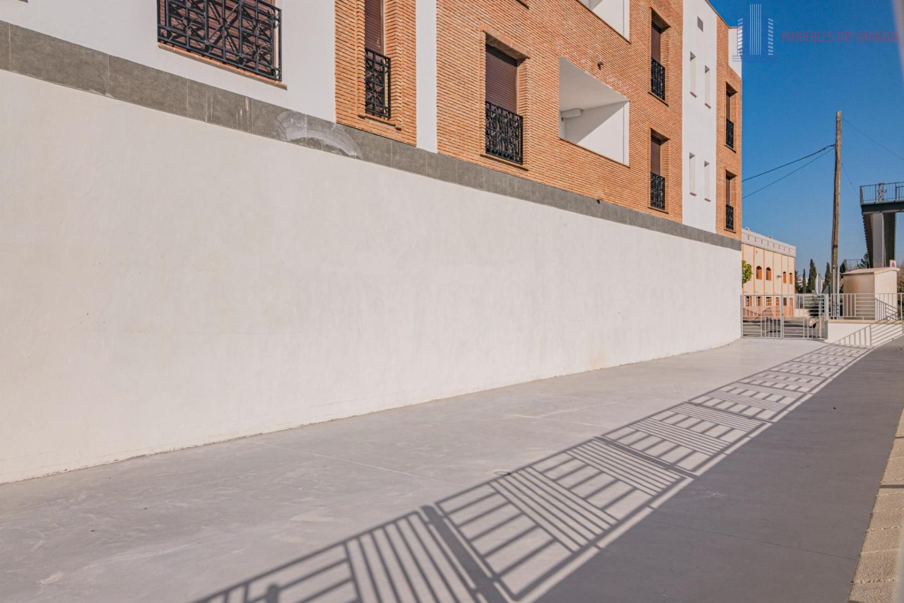 For sale of flat in Cijuela