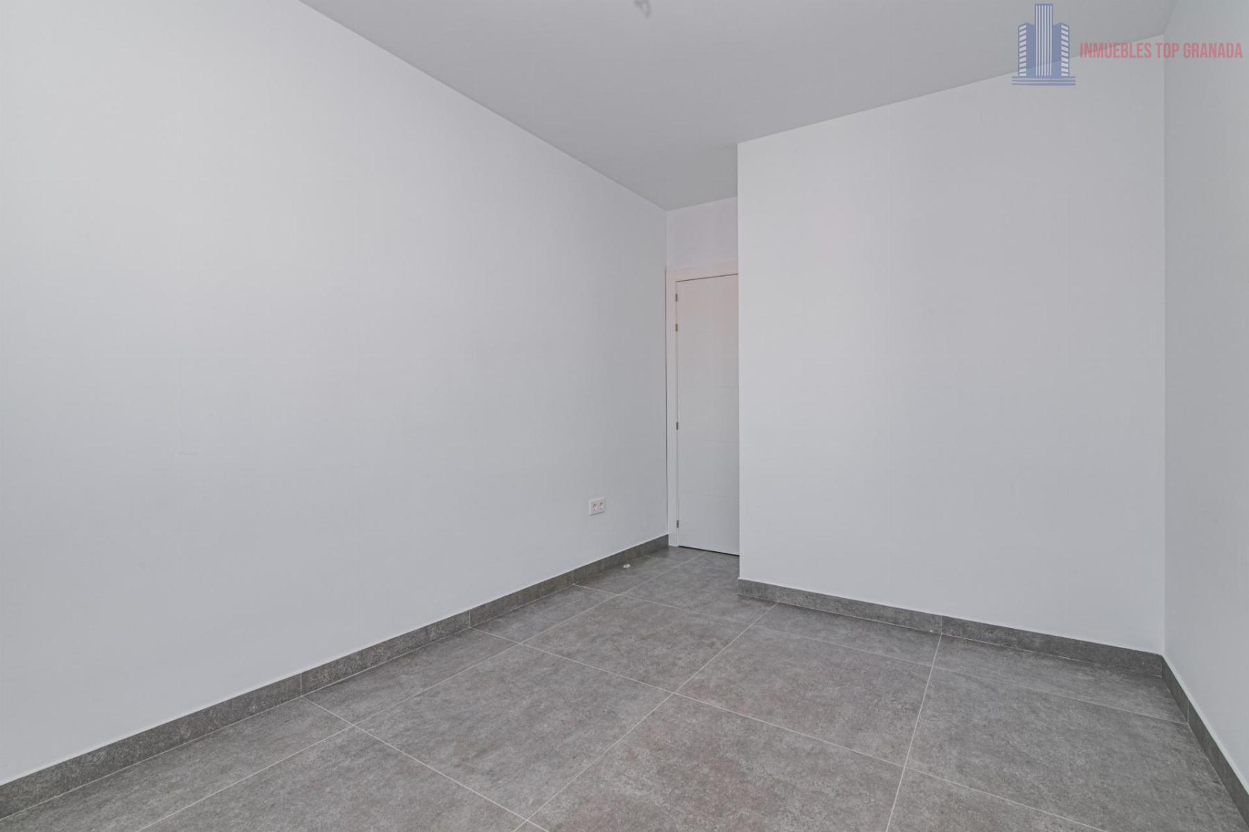 For sale of flat in Cijuela
