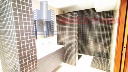 For sale of flat in Granada