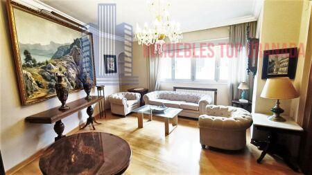 For sale of flat in Granada