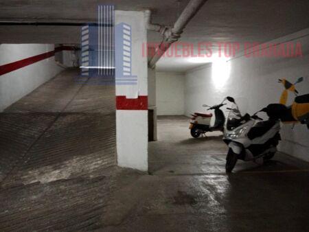 For sale of flat in Granada