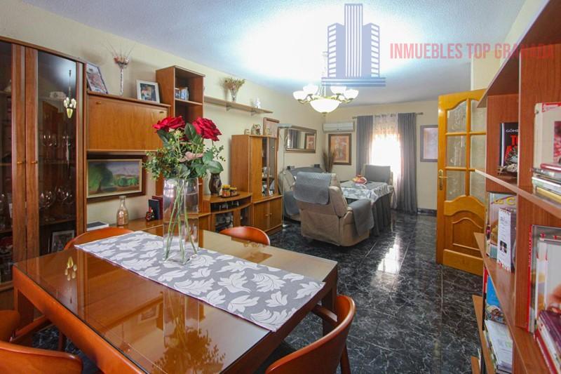 Venta de casa en Atarfe
