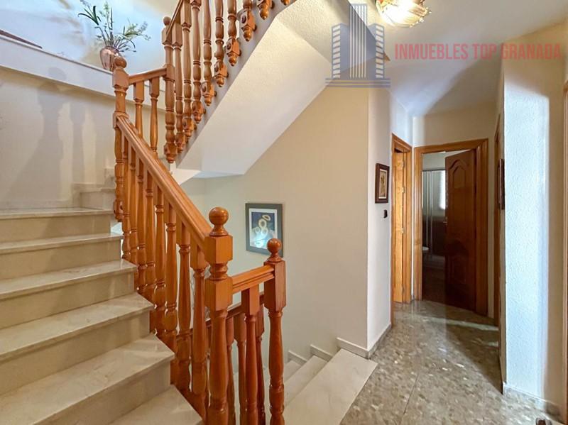 Venta de casa en Atarfe