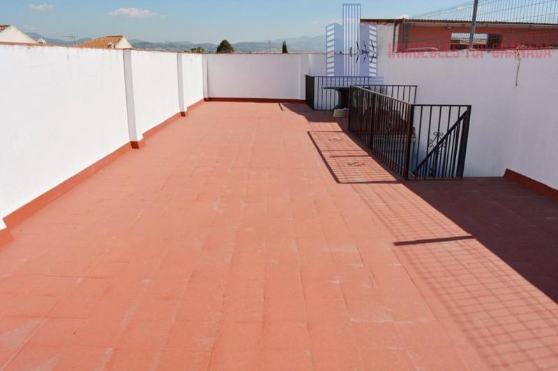 For sale of flat in Cúllar Vega