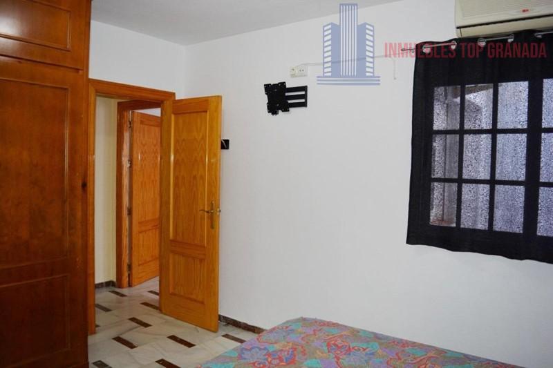For sale of flat in Cúllar Vega