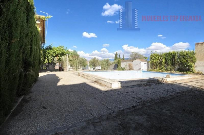 For sale of chalet in Alhendín
