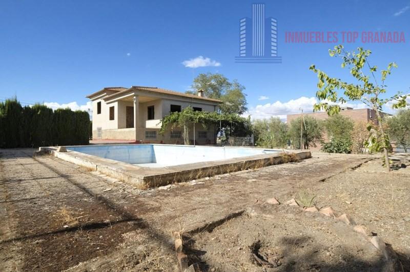 For sale of chalet in Alhendín